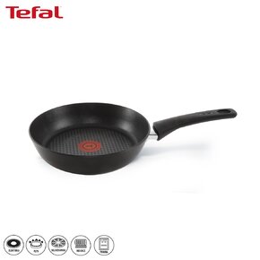 Pánev CHEF pr. 24 cm